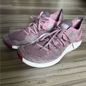 Nike Women's Free TR Flyknit 3 Purple White Running Shoes Sneakers. Size 9.